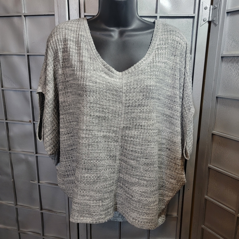 Cupio size medium tunic sweater